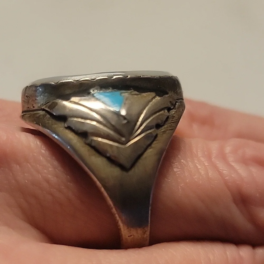 Zuni Sunface Ring - Picture 2 of 4
